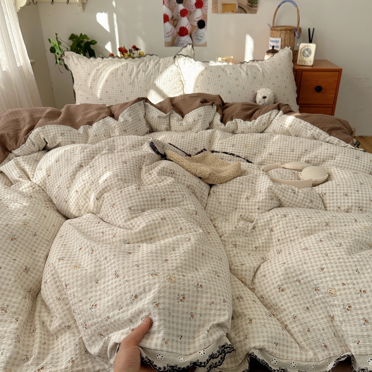 91家纺网 家纺一手货源 找家纺 顾里家纺 2026新款法式复古花边三层纱四件套（会员-2元） 格子樱桃