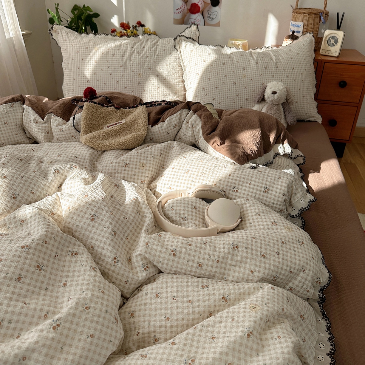 91家纺网 家纺一手货源 找家纺 顾里家纺 2026新款法式复古花边三层纱四件套（会员-2元） 格子樱桃