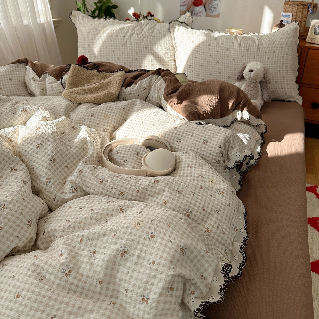 91家纺网 家纺一手货源 找家纺 顾里家纺 2026新款法式复古花边三层纱四件套（会员-2元） 格子樱桃