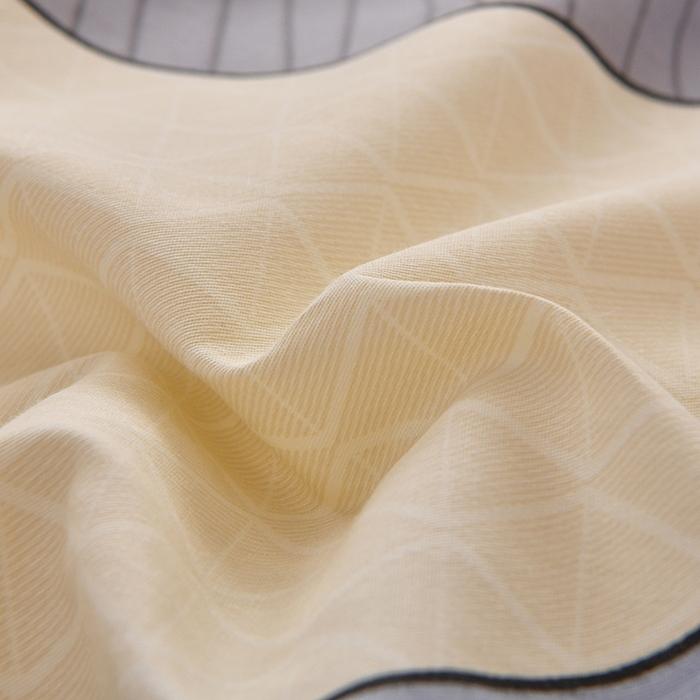 91家纺网 家纺一手货源 找家纺 宇彬家纺 2026直播新款13070全棉纯棉印花单双人被套喷气小清新简约热款学生被罩 律动时刻