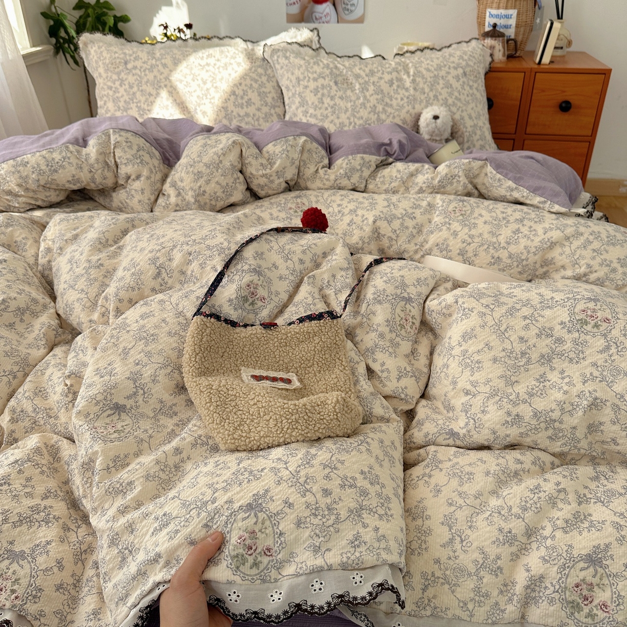 91家纺网 家纺一手货源 找家纺 顾里家纺 2026新款法式复古花边三层纱四件套（会员-2元） 花信蔷薇