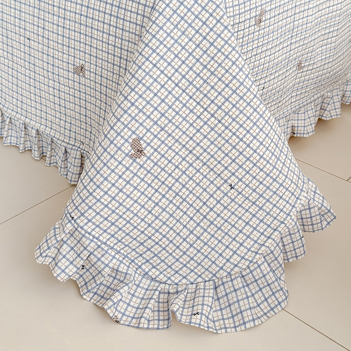 91家纺网 家纺一手货源 找家纺 归属 2026春夏新款古法仿棉单床盖床盖三件套 格子兔儿