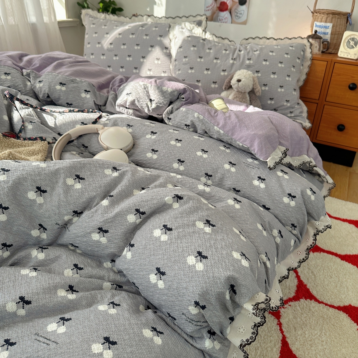 91家纺网 家纺一手货源 找家纺 顾里家纺 2026新款法式复古花边三层纱四件套（会员-2元） 灰紫樱桃