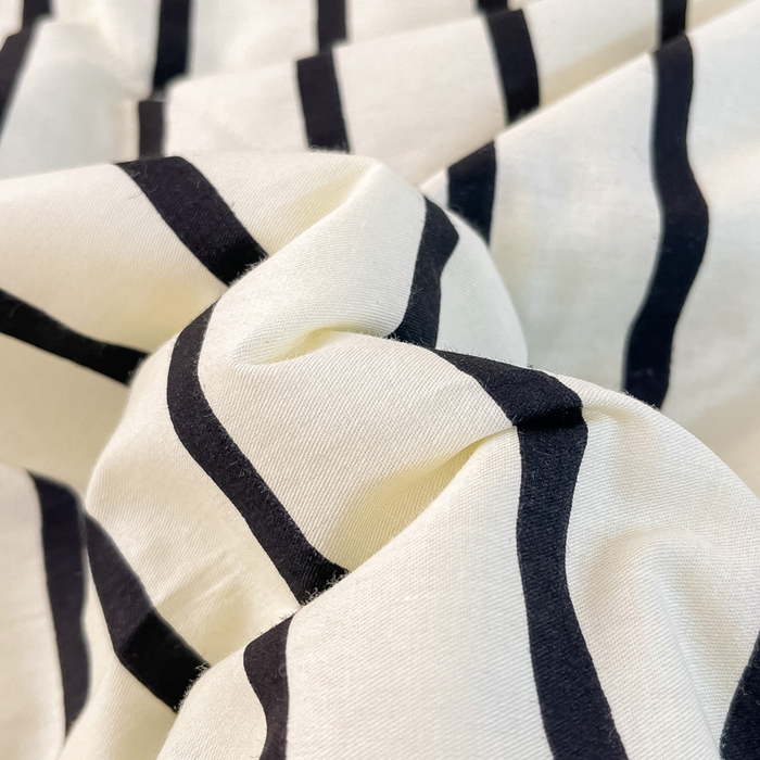 91家纺网 家纺一手货源 找家纺 雅居纺家纺 2026新款全棉绣花夏被夏凉被空调被可配同款老粗布四件套 夏被-小绵羊