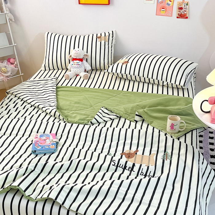 91家纺网 家纺一手货源 找家纺 雅居纺家纺 2026新款全棉绣花夏被夏凉被空调被可配同款老粗布四件套 夏被-小绵羊