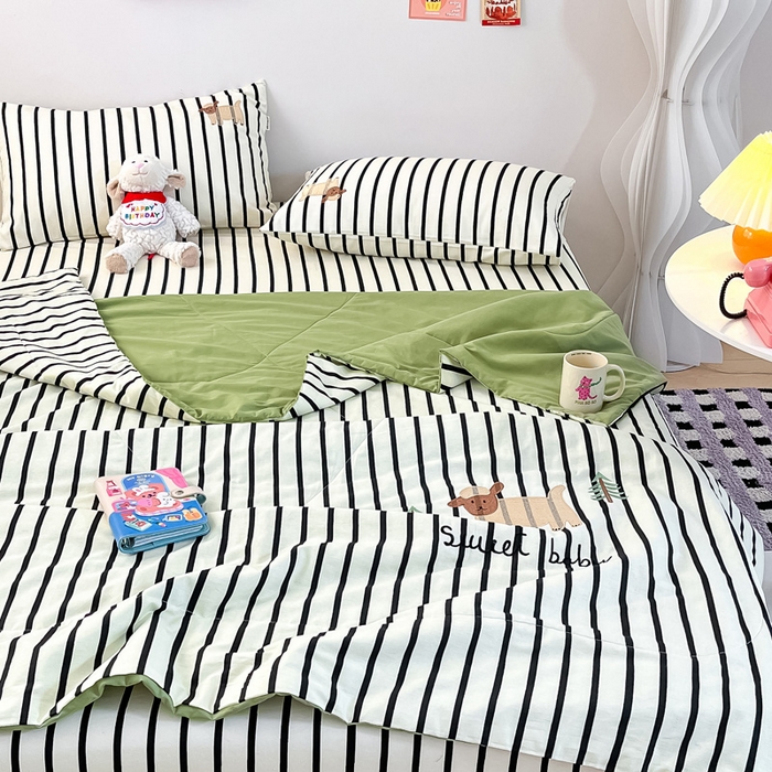 91家纺网 家纺一手货源 找家纺 雅居纺家纺 2026新款全棉绣花夏被夏凉被空调被可配同款老粗布四件套 夏被-小绵羊