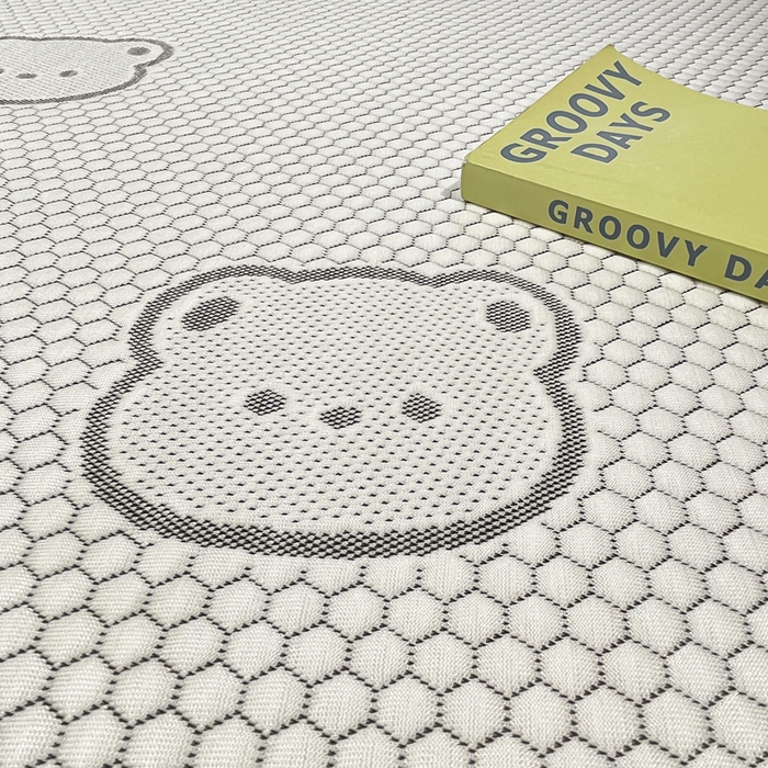 91家纺网 家纺一手货源 找家纺 雅居纺家纺 2026新款A类加厚三明治底提花小清新凉感席床单款凉席席子 小熊熊