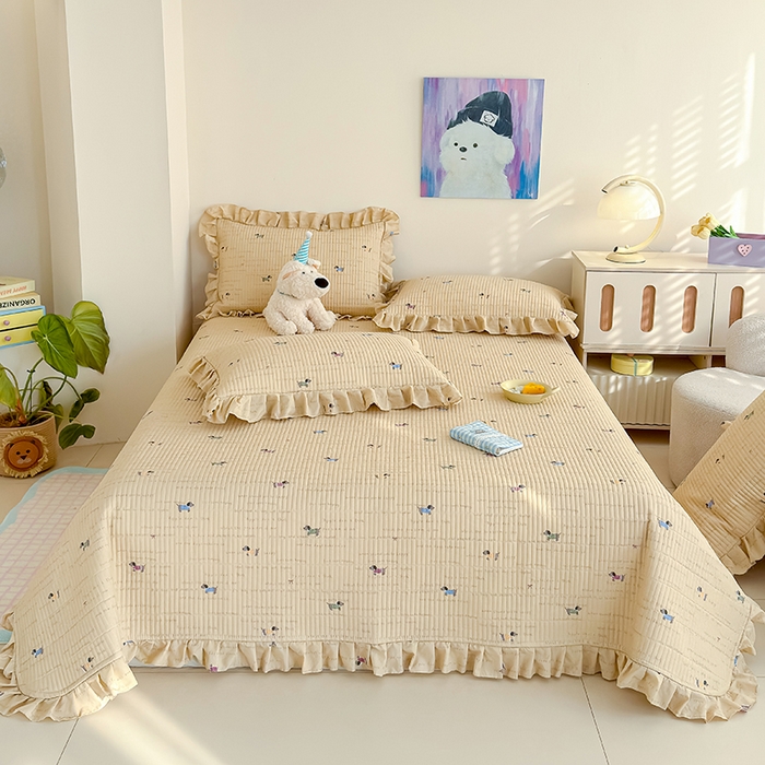 91家纺网 家纺一手货源 找家纺 归属 2026春夏新款古法仿棉单床盖床盖三件套 狗狗家族