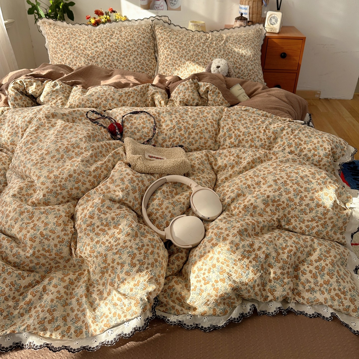 91家纺网 家纺一手货源 找家纺 顾里家纺 2026新款法式复古花边三层纱四件套（会员-2元） 焦糖郎姆