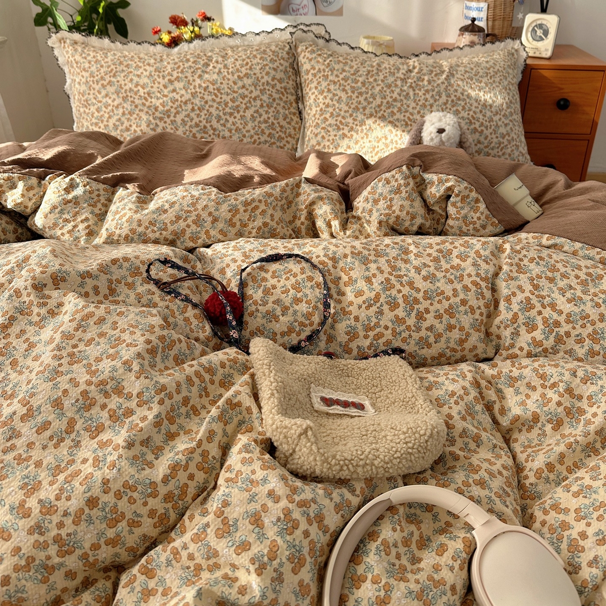 91家纺网 家纺一手货源 找家纺 顾里家纺 2026新款法式复古花边三层纱四件套（会员-2元） 焦糖郎姆