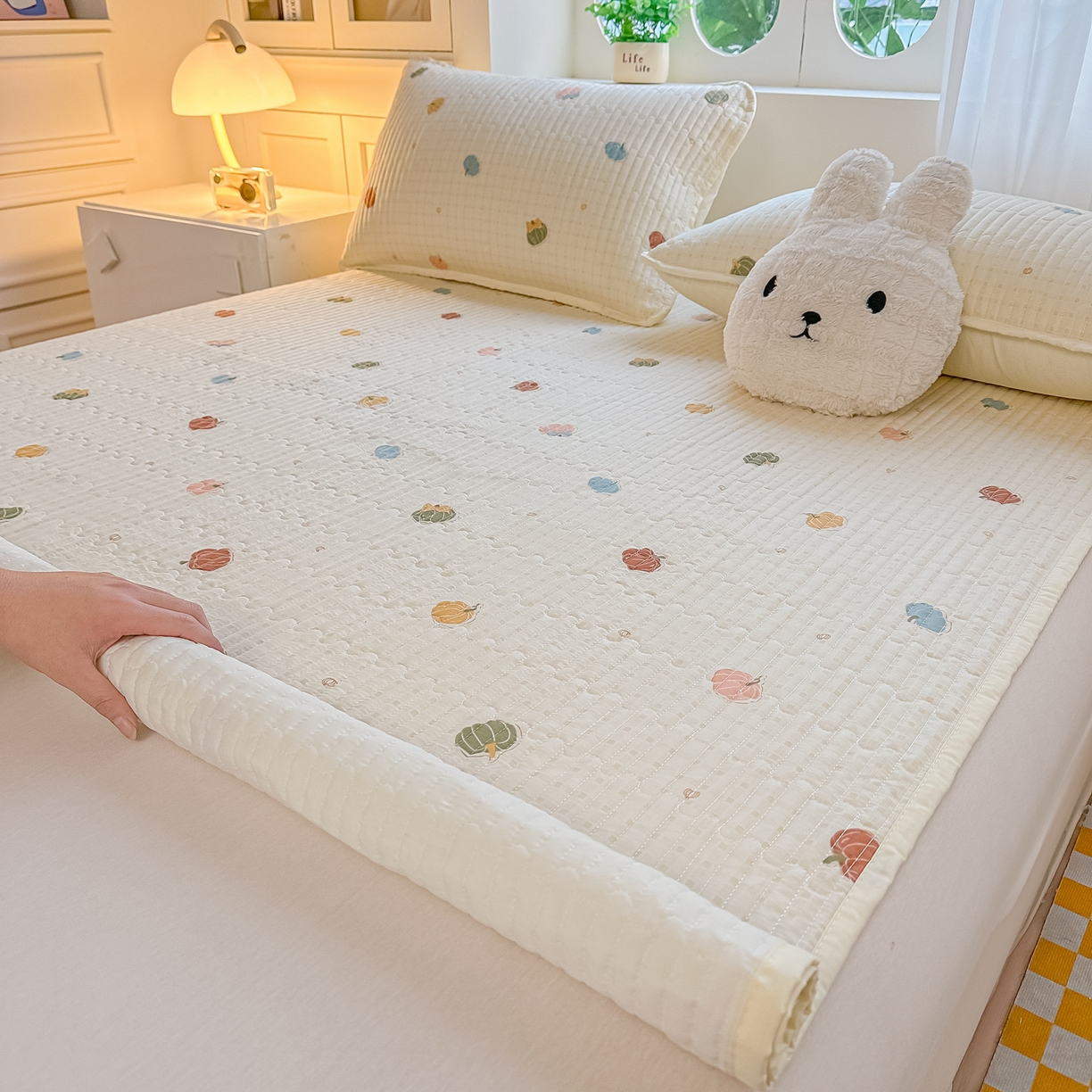 91家纺网 家纺一手货源 找家纺 慕澄家纺 2026新款小清新印花水洗棉床盖夏被四件套 彩色南瓜