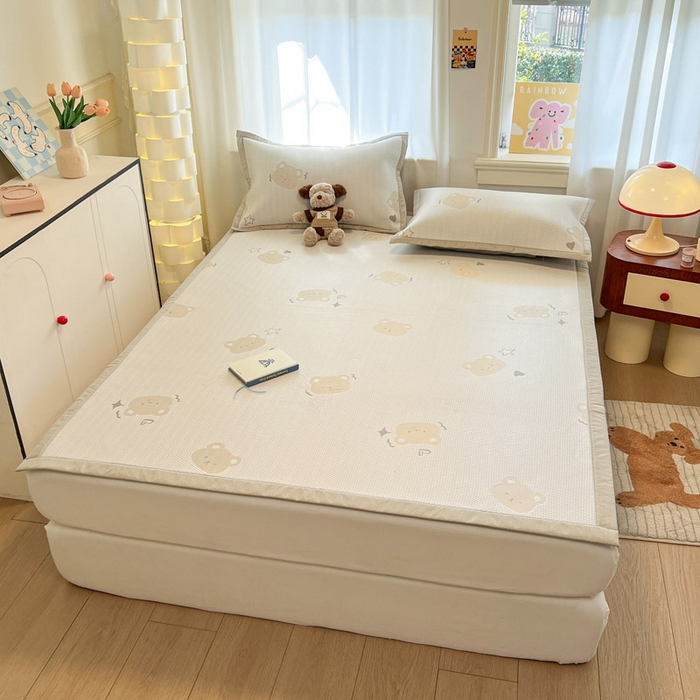 91家纺网 家纺一手货源 找家纺 雅居纺家纺 2026新款A类加厚三明治底提花小清新凉感席床单款凉席席子 星星小熊