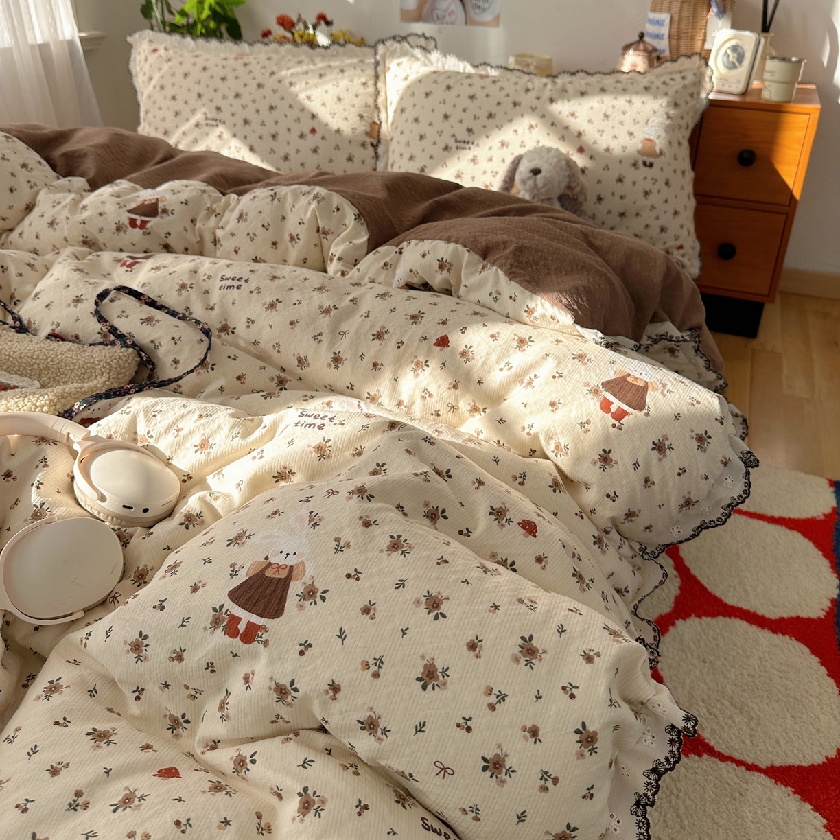 91家纺网 家纺一手货源 找家纺 顾里家纺 2026新款法式复古花边三层纱四件套（会员-2元） 可可小兔