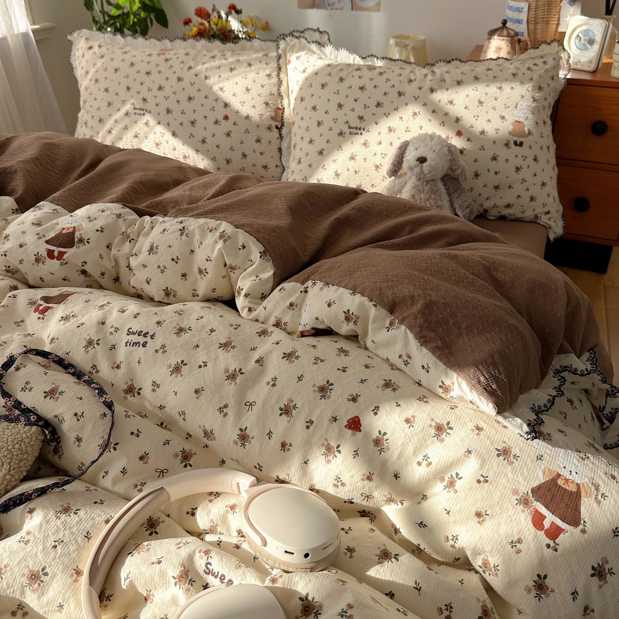 91家纺网 家纺一手货源 找家纺 顾里家纺 2026新款法式复古花边三层纱四件套（会员-2元） 可可小兔