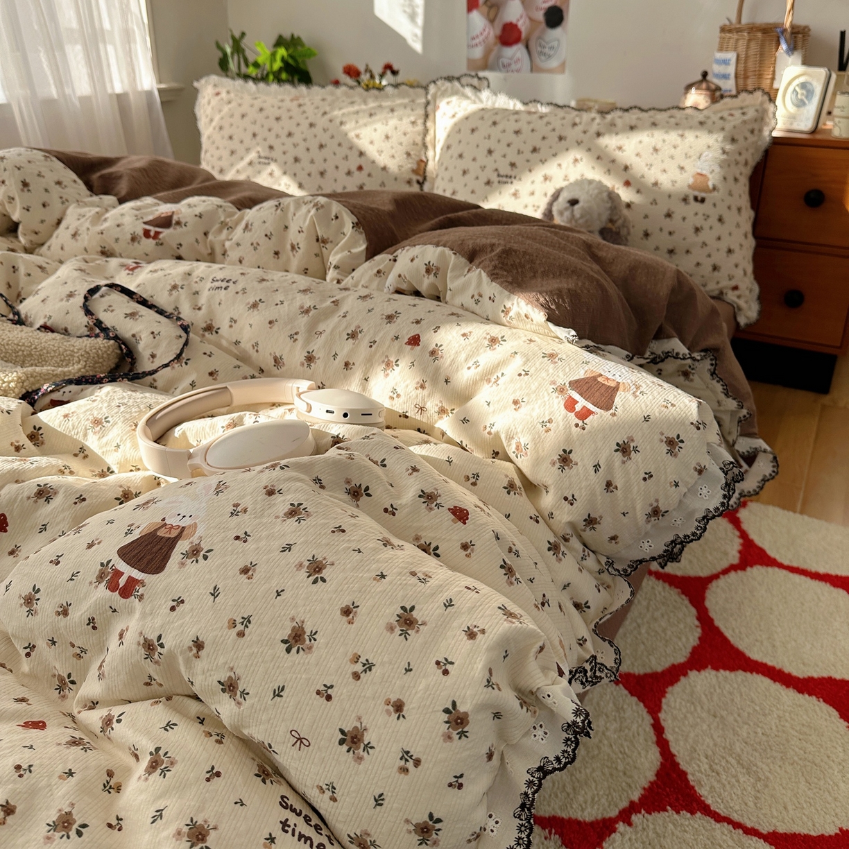 91家纺网 家纺一手货源 找家纺 顾里家纺 2026新款法式复古花边三层纱四件套（会员-2元） 可可小兔