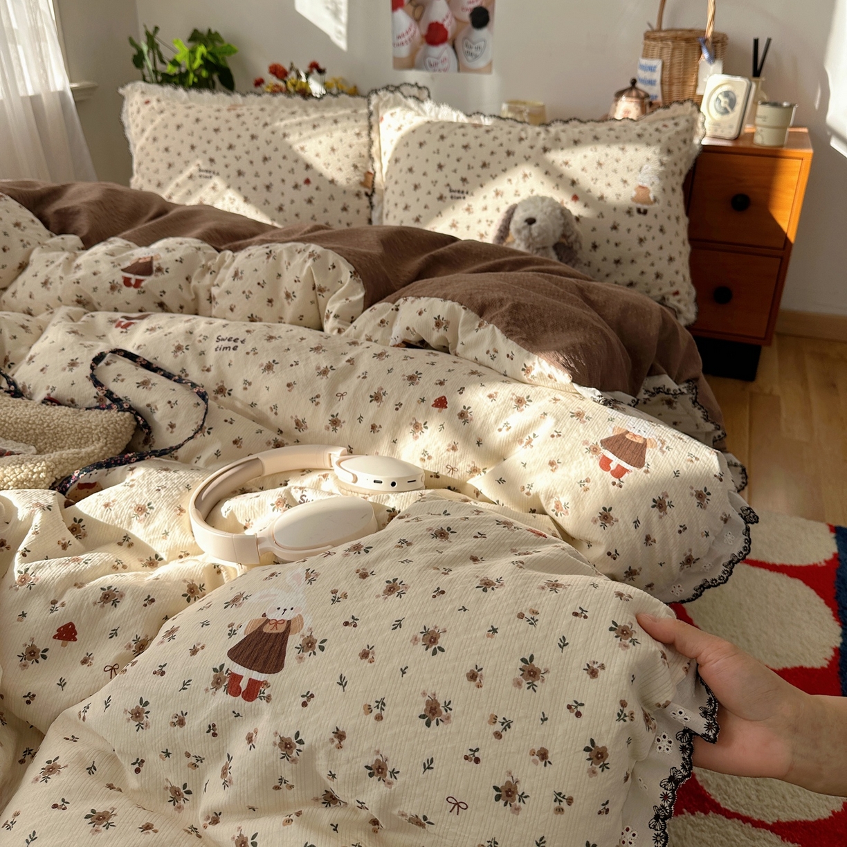 91家纺网 家纺一手货源 找家纺 顾里家纺 2026新款法式复古花边三层纱四件套（会员-2元） 可可小兔