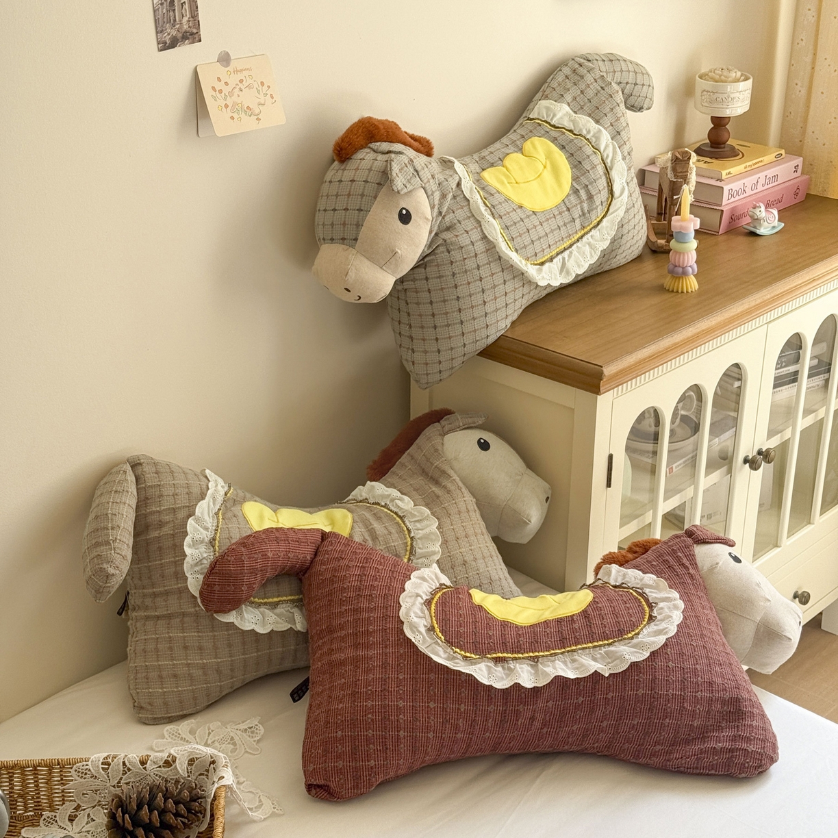 91家纺网 家纺一手货源 找家纺 （总）蔻眠 马上有钱-全棉刺绣荞麦枕头卡通护颈枕芯