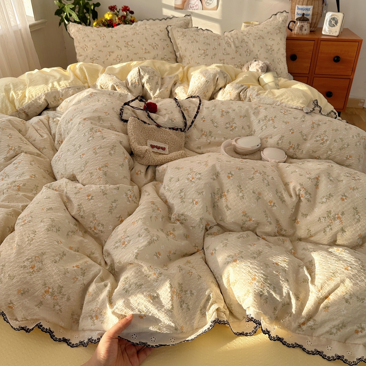 91家纺网 家纺一手货源 找家纺 顾里家纺 2026新款法式复古花边三层纱四件套（会员-2元） 梨花小园