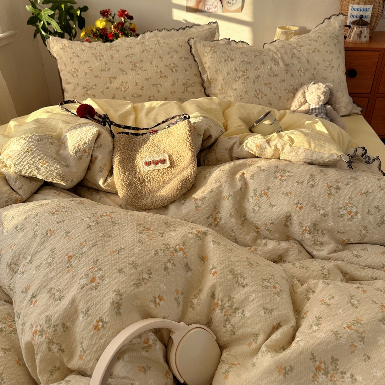 91家纺网 家纺一手货源 找家纺 顾里家纺 2026新款法式复古花边三层纱四件套（会员-2元） 梨花小园