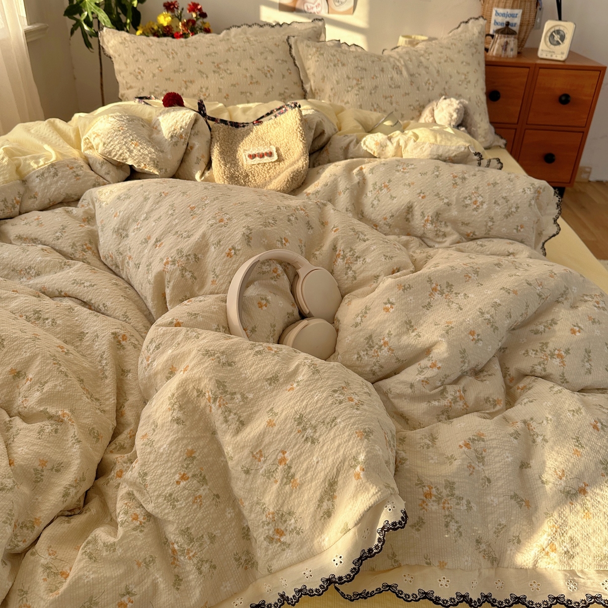 91家纺网 家纺一手货源 找家纺 顾里家纺 2026新款法式复古花边三层纱四件套（会员-2元） 梨花小园