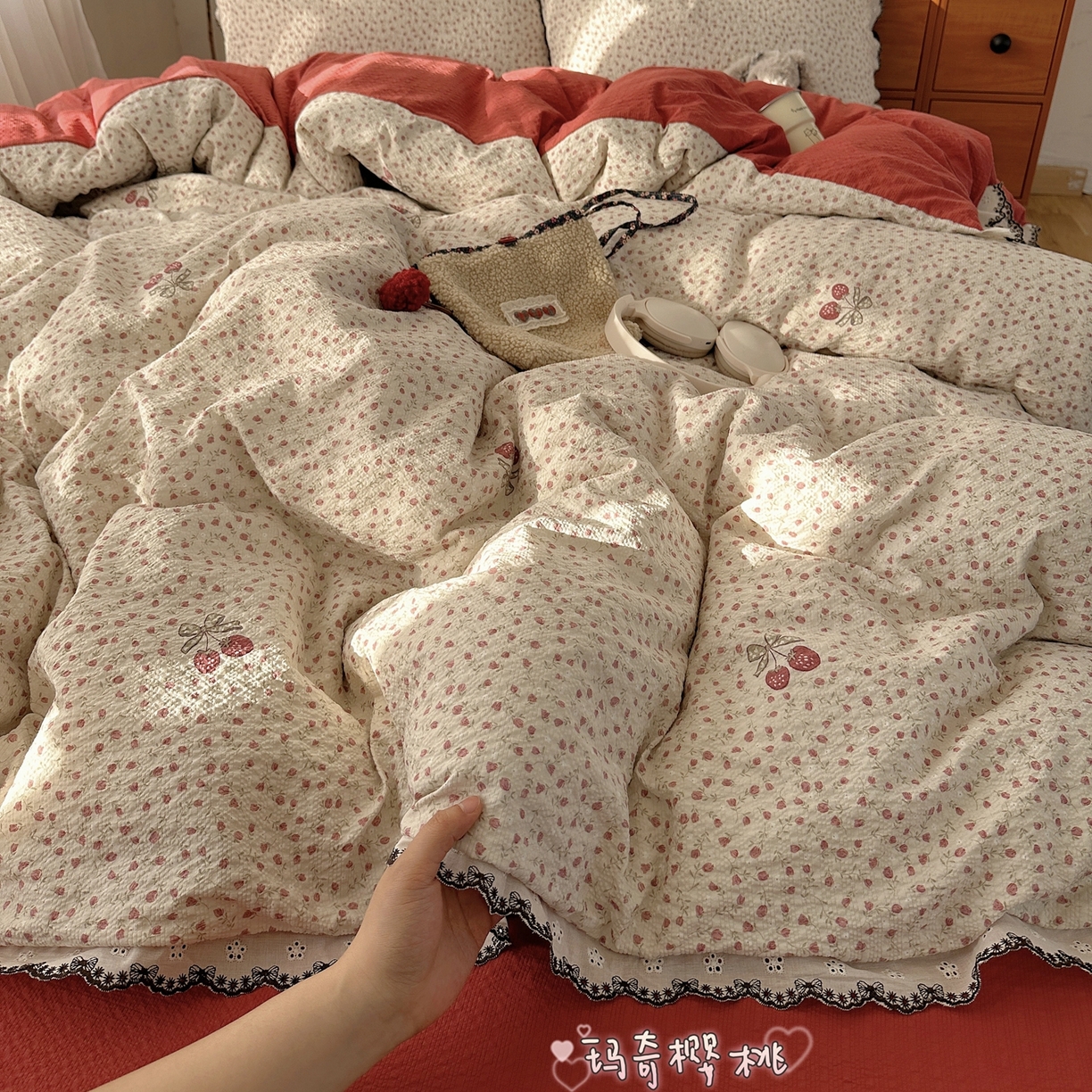 顾里家纺 2026新款法式复古花边三层纱四件套（会员-2元） 玛奇樱桃