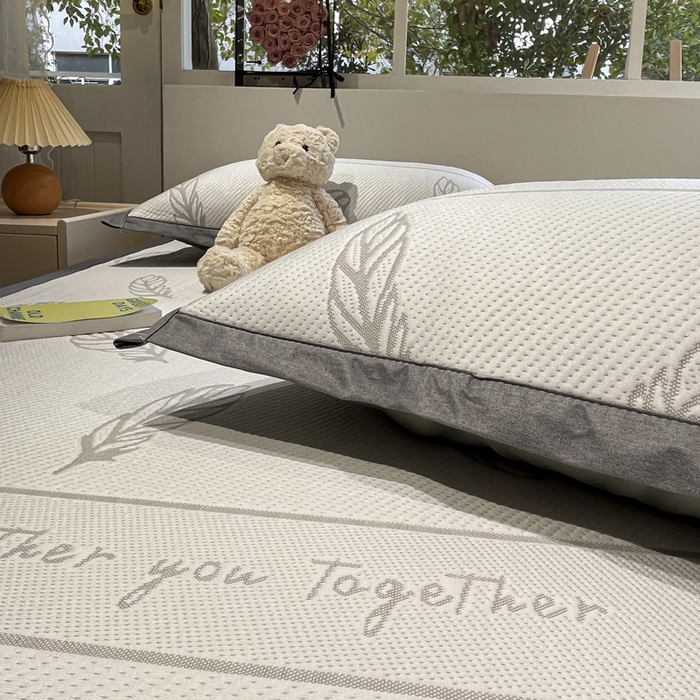 91家纺网 家纺一手货源 找家纺 雅居纺家纺 2026新款A类加厚三明治底提花小清新凉感席床单款凉席席子 叶子