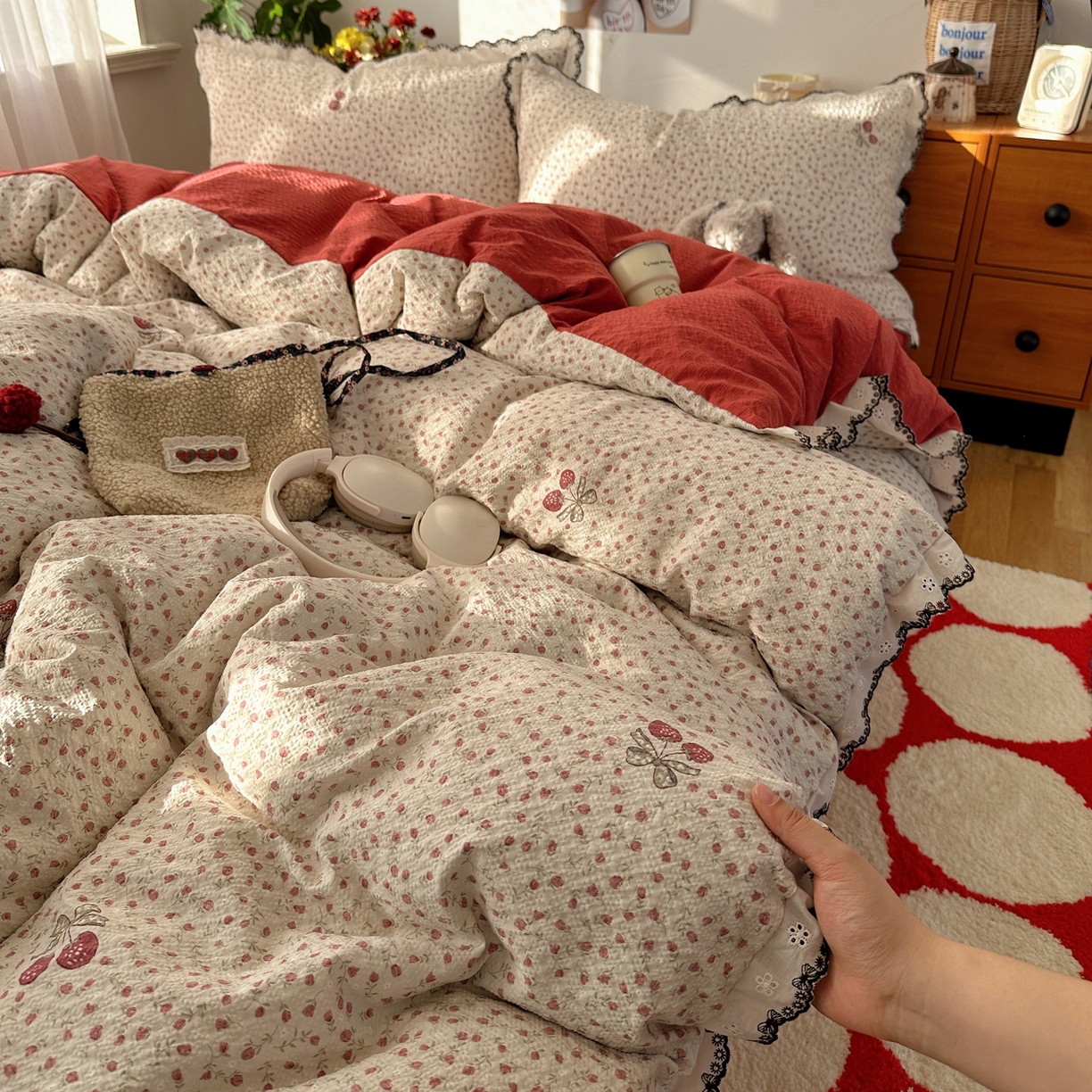 91家纺网 家纺一手货源 找家纺 顾里家纺 2026新款法式复古花边三层纱四件套（会员-2元） 玛奇樱桃