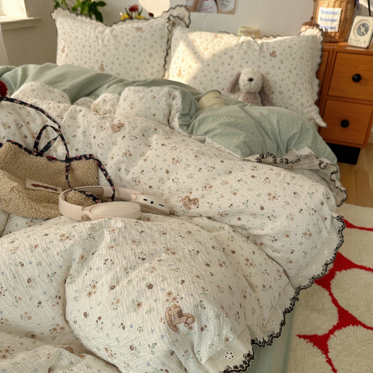 91家纺网 家纺一手货源 找家纺 顾里家纺 2026新款法式复古花边三层纱四件套（会员-2元） 麦浪木马