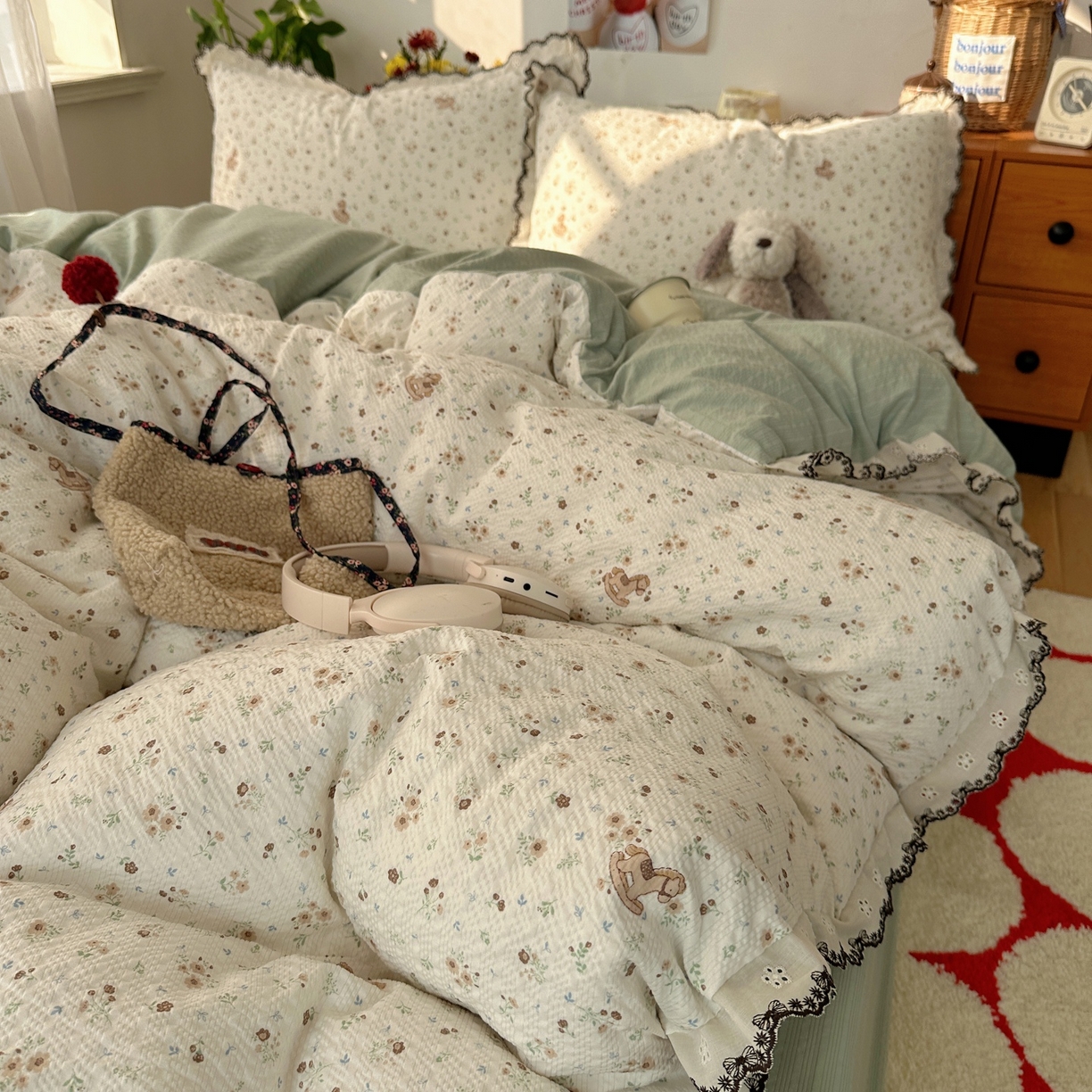 91家纺网 家纺一手货源 找家纺 顾里家纺 2026新款法式复古花边三层纱四件套（会员-2元） 麦浪木马