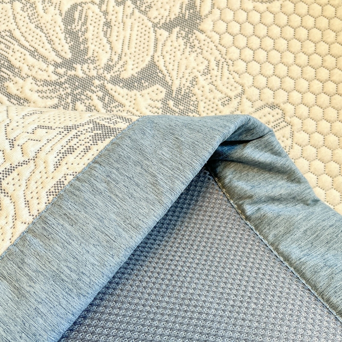 91家纺网 家纺一手货源 找家纺 雅居纺家纺 2026新款A类加厚三明治底提花小清新凉感席床单款凉席席子 悠闲花园