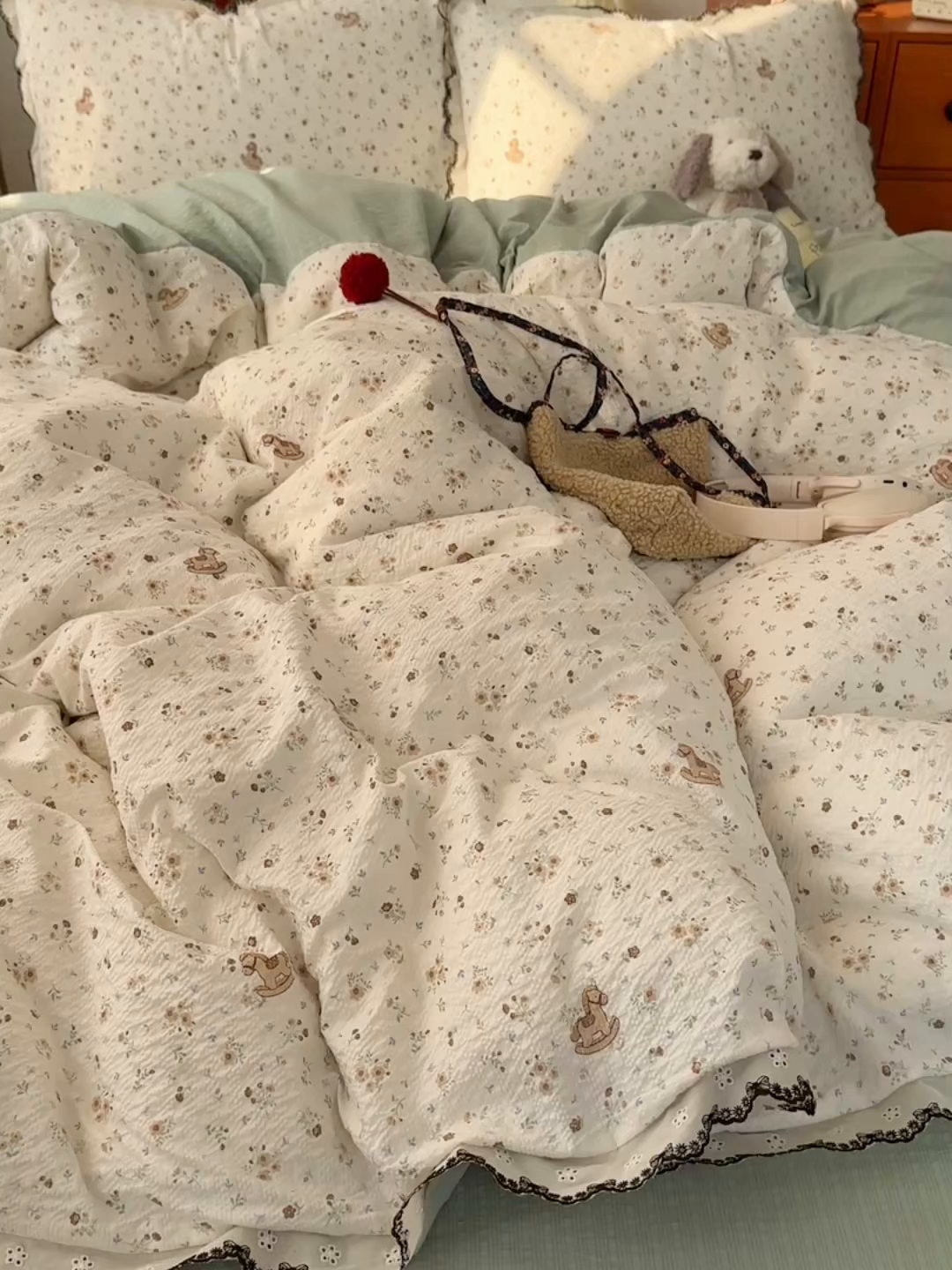 91家纺网 家纺一手货源 找家纺 顾里家纺 2026新款法式复古花边三层纱四件套（会员-2元） 麦浪木马