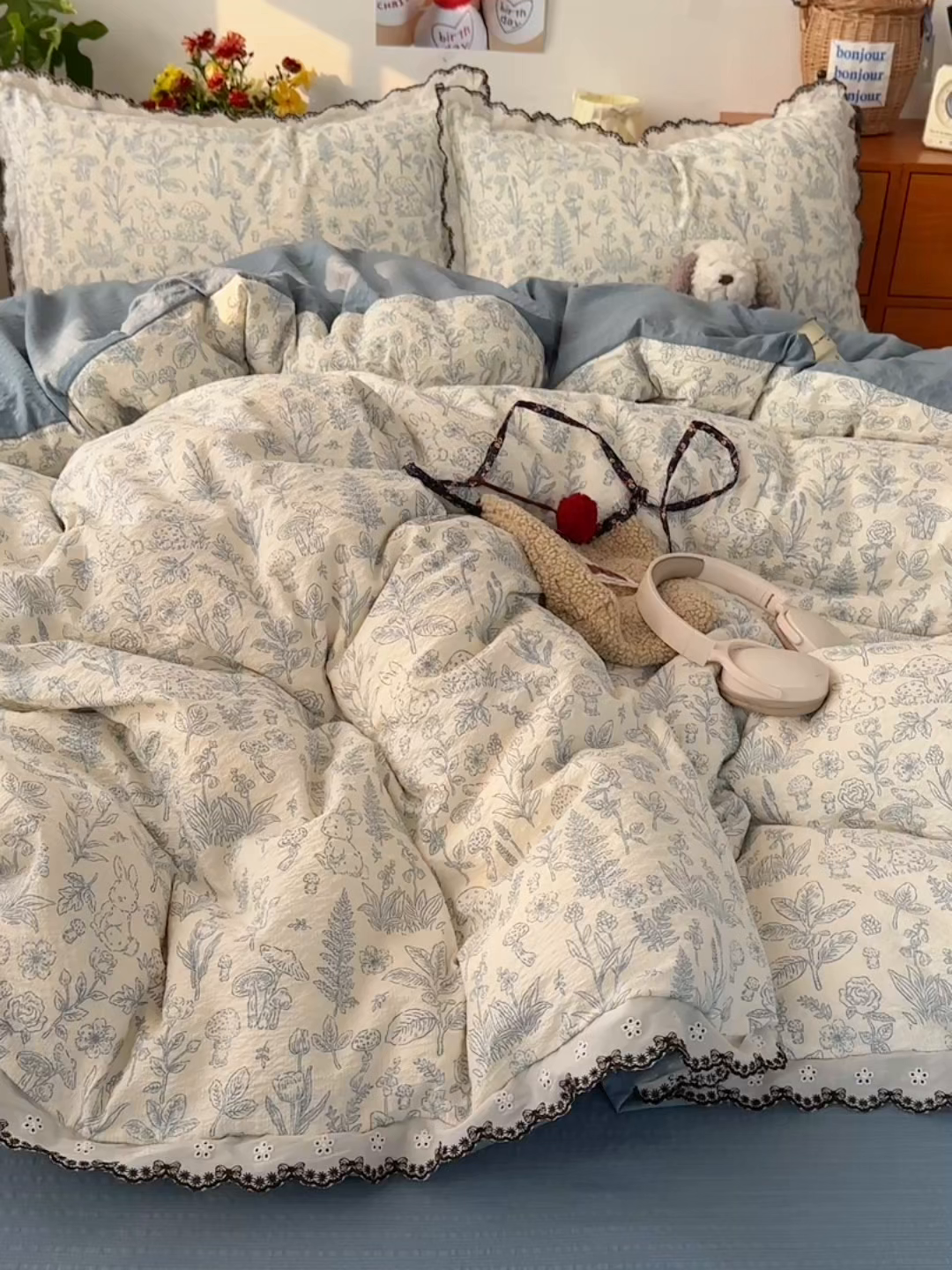 91家纺网 家纺一手货源 找家纺 顾里家纺 2026新款法式复古花边三层纱四件套（会员-2元） 墨染山茶