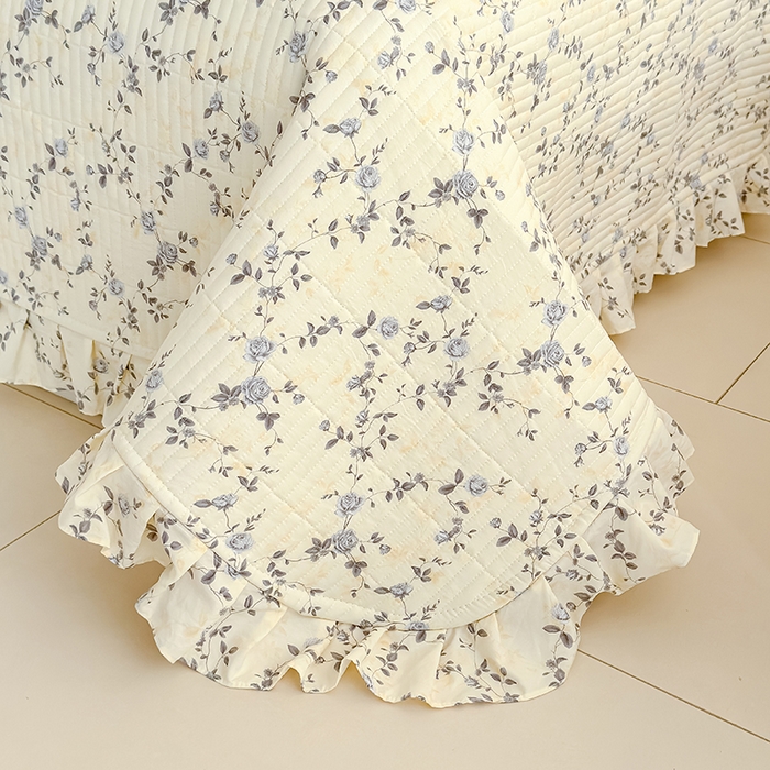 91家纺网 家纺一手货源 找家纺 归属 2026春夏新款古法仿棉单床盖床盖三件套 槿上花开