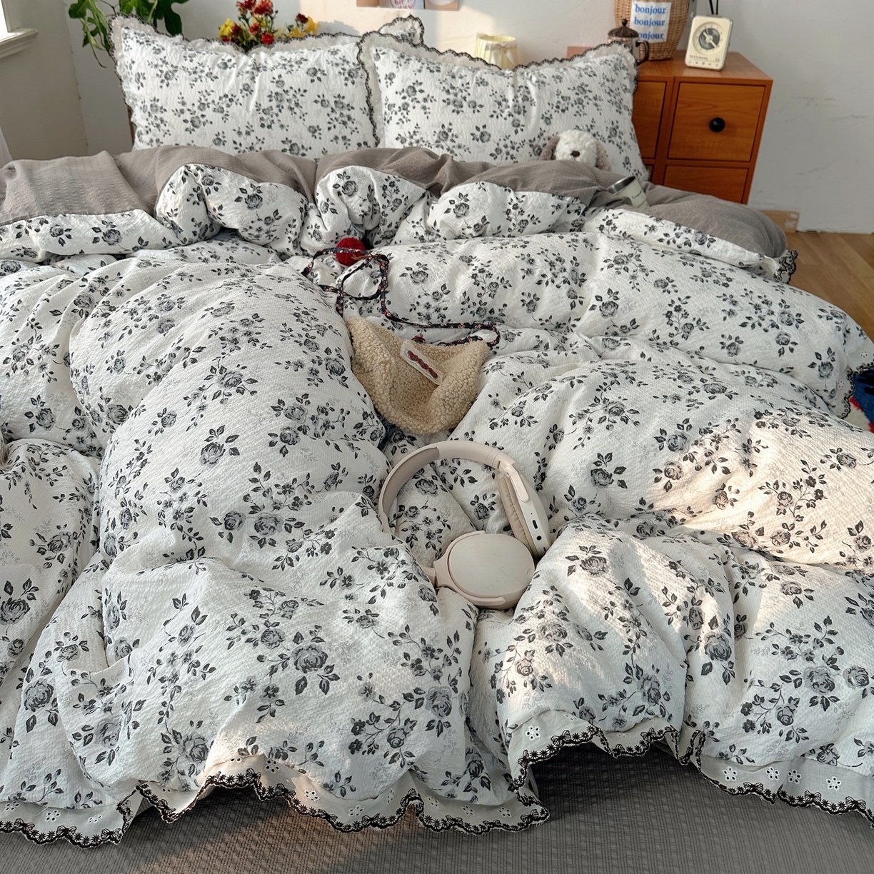 91家纺网 家纺一手货源 找家纺 顾里家纺 2026新款法式复古花边三层纱四件套（会员-2元） 水墨江南