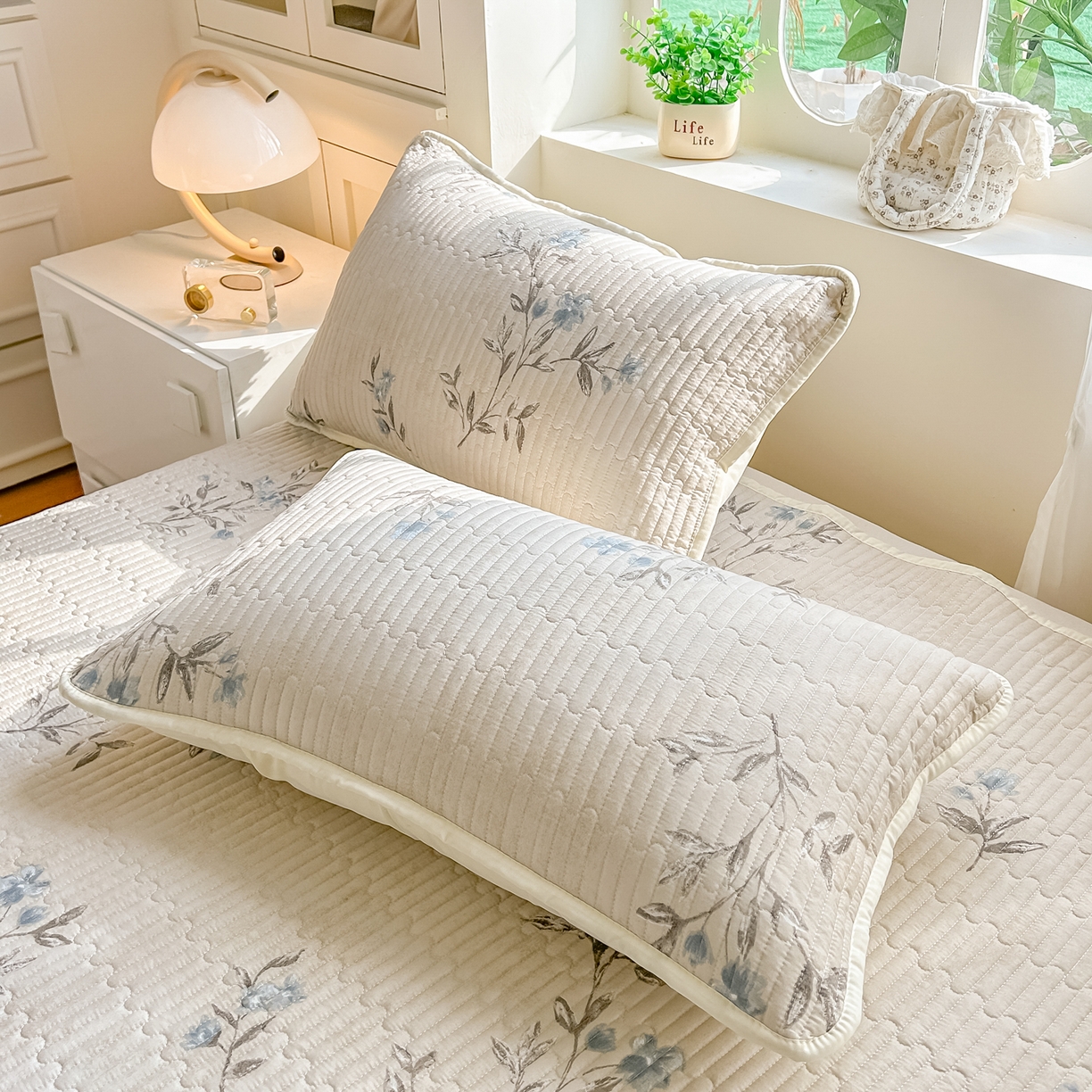 91家纺网 家纺一手货源 找家纺 慕澄家纺 2026新款小清新印花水洗棉床盖夏被四件套 汀兰