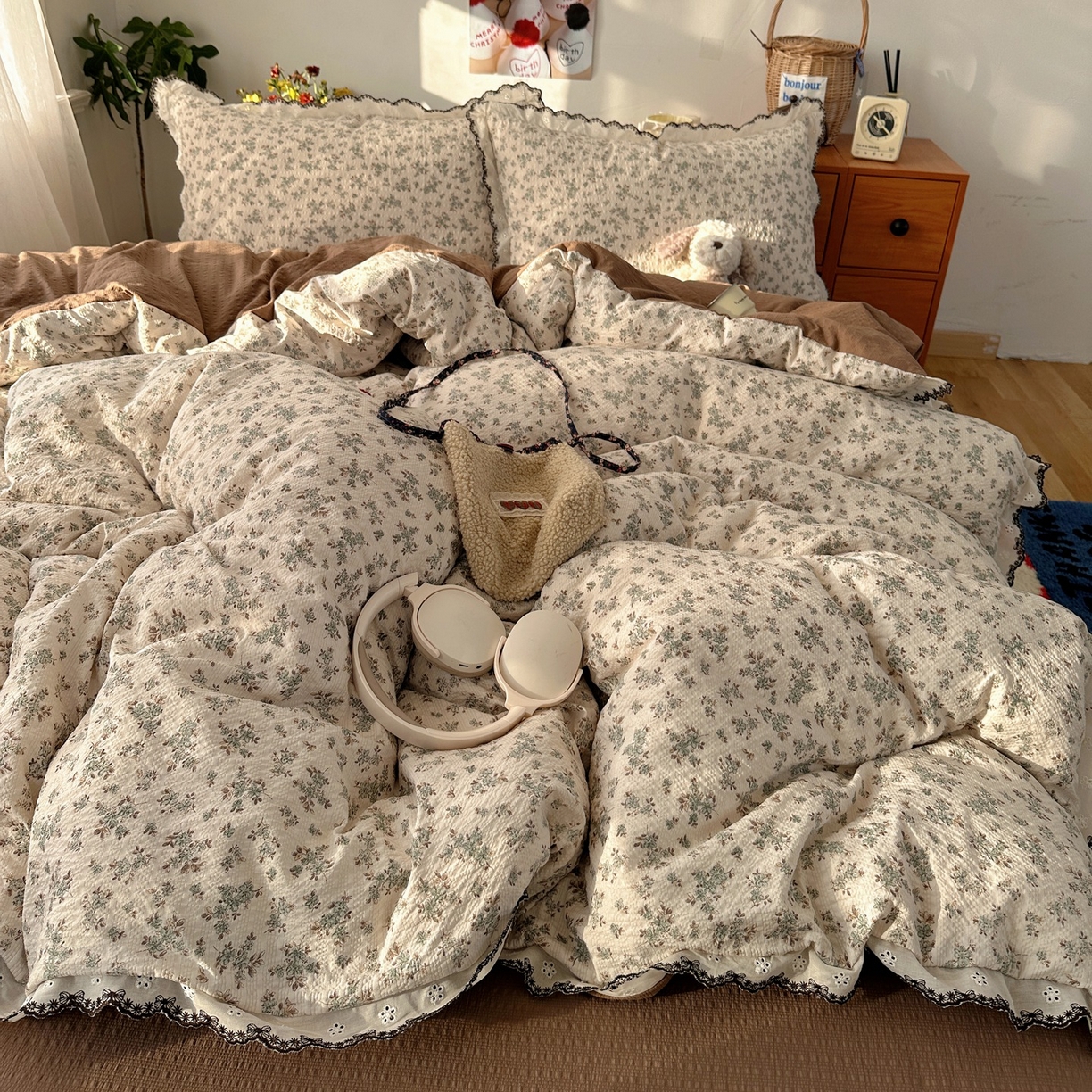 91家纺网 家纺一手货源 找家纺 顾里家纺 2026新款法式复古花边三层纱四件套（会员-2元） 甜栗茶语