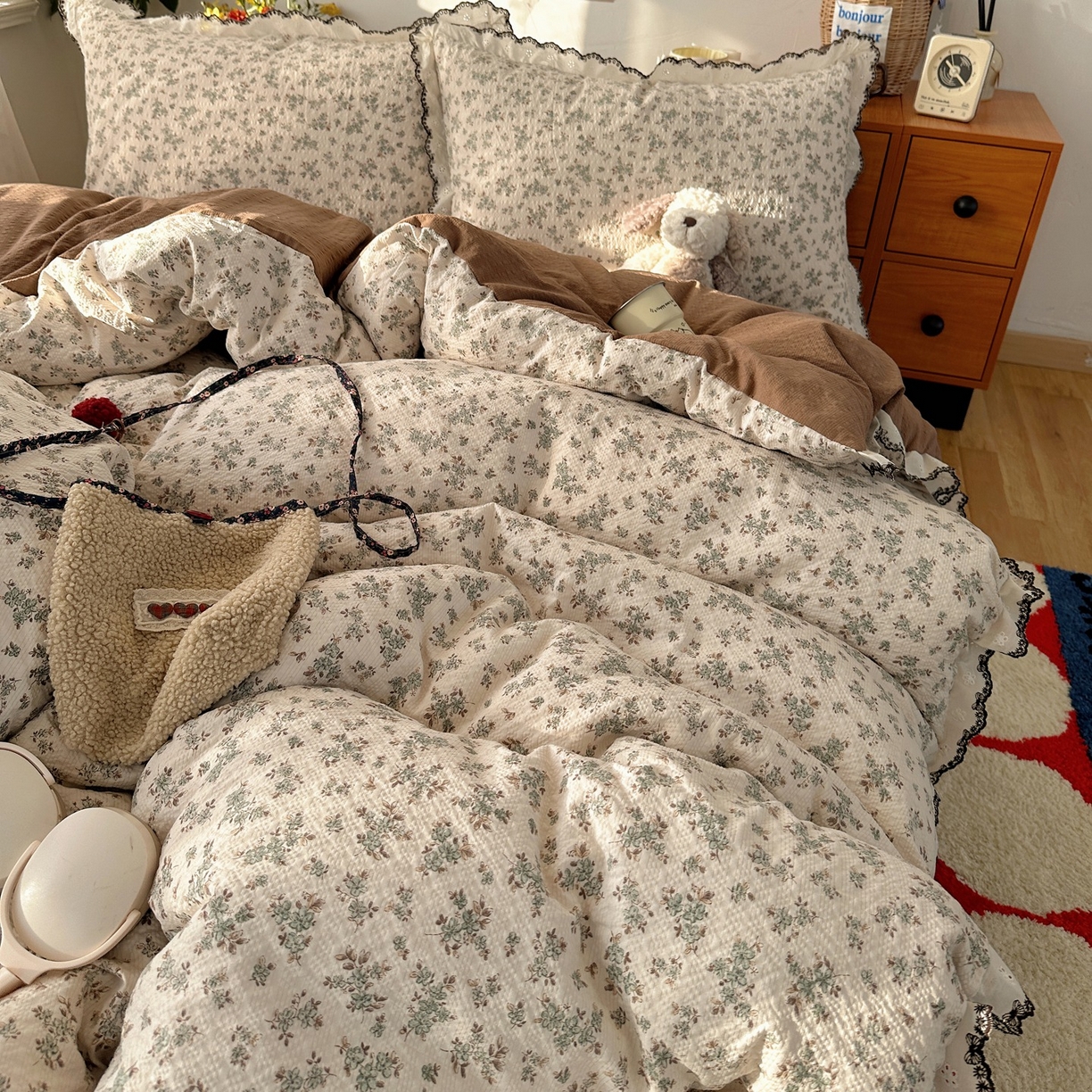 91家纺网 家纺一手货源 找家纺 顾里家纺 2026新款法式复古花边三层纱四件套（会员-2元） 甜栗茶语