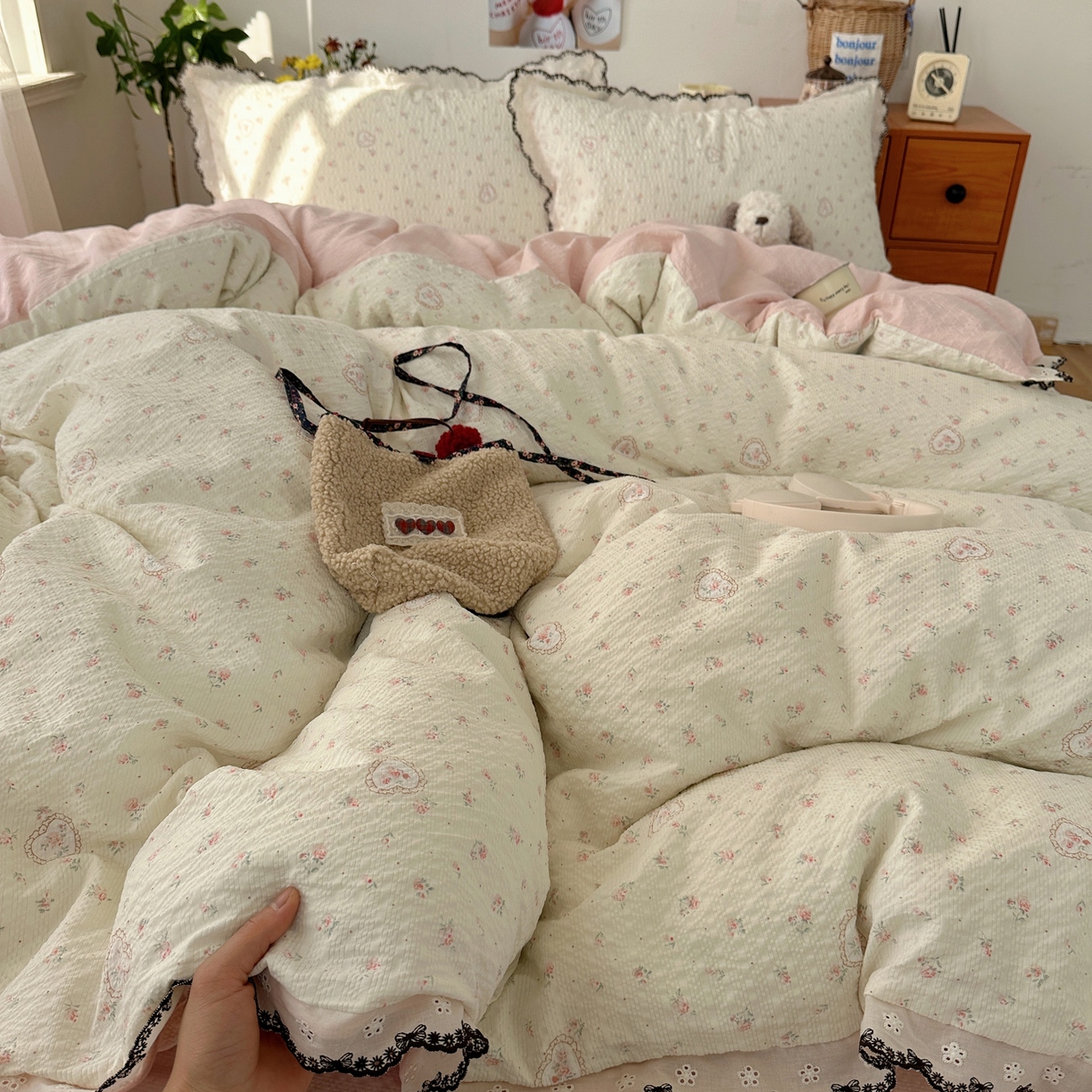 91家纺网 家纺一手货源 找家纺 顾里家纺 2026新款法式复古花边三层纱四件套（会员-2元） 甜心玫瑰