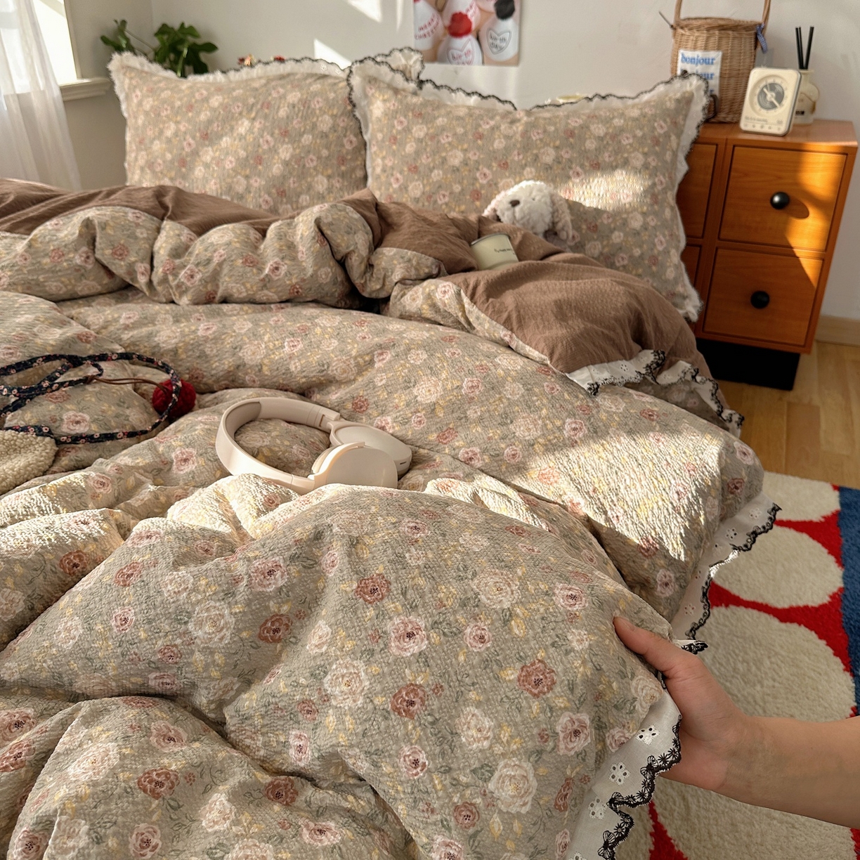 91家纺网 家纺一手货源 找家纺 顾里家纺 2026新款法式复古花边三层纱四件套（会员-2元） 小杏芙