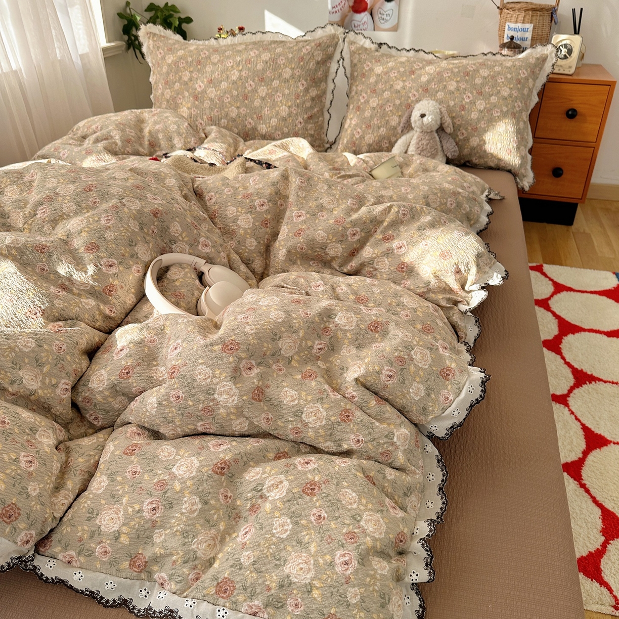 91家纺网 家纺一手货源 找家纺 顾里家纺 2026新款法式复古花边三层纱四件套（会员-2元） 小杏芙