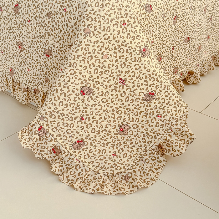 91家纺网 家纺一手货源 找家纺 归属 2026春夏新款古法仿棉单床盖床盖三件套 奶酷豹纹