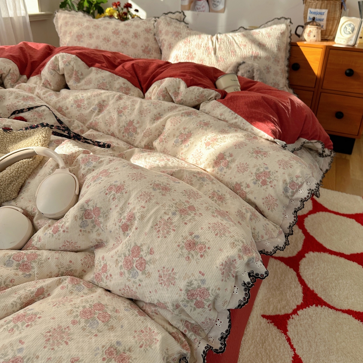 91家纺网 家纺一手货源 找家纺 顾里家纺 2026新款法式复古花边三层纱四件套（会员-2元） 榛果枣蜜