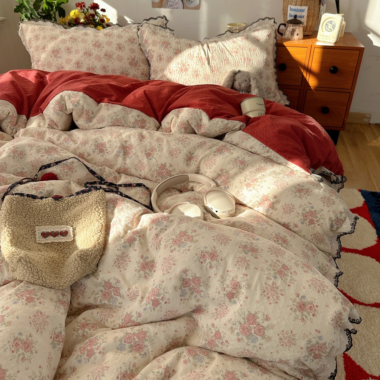 91家纺网 家纺一手货源 找家纺 顾里家纺 2026新款法式复古花边三层纱四件套（会员-2元） 榛果枣蜜