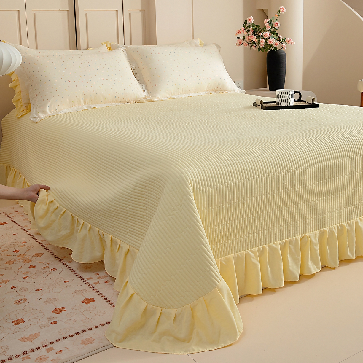 91家纺网 家纺一手货源 找家纺 情煊家纺 2026新款全棉双层纱单品床盖 奶油黄