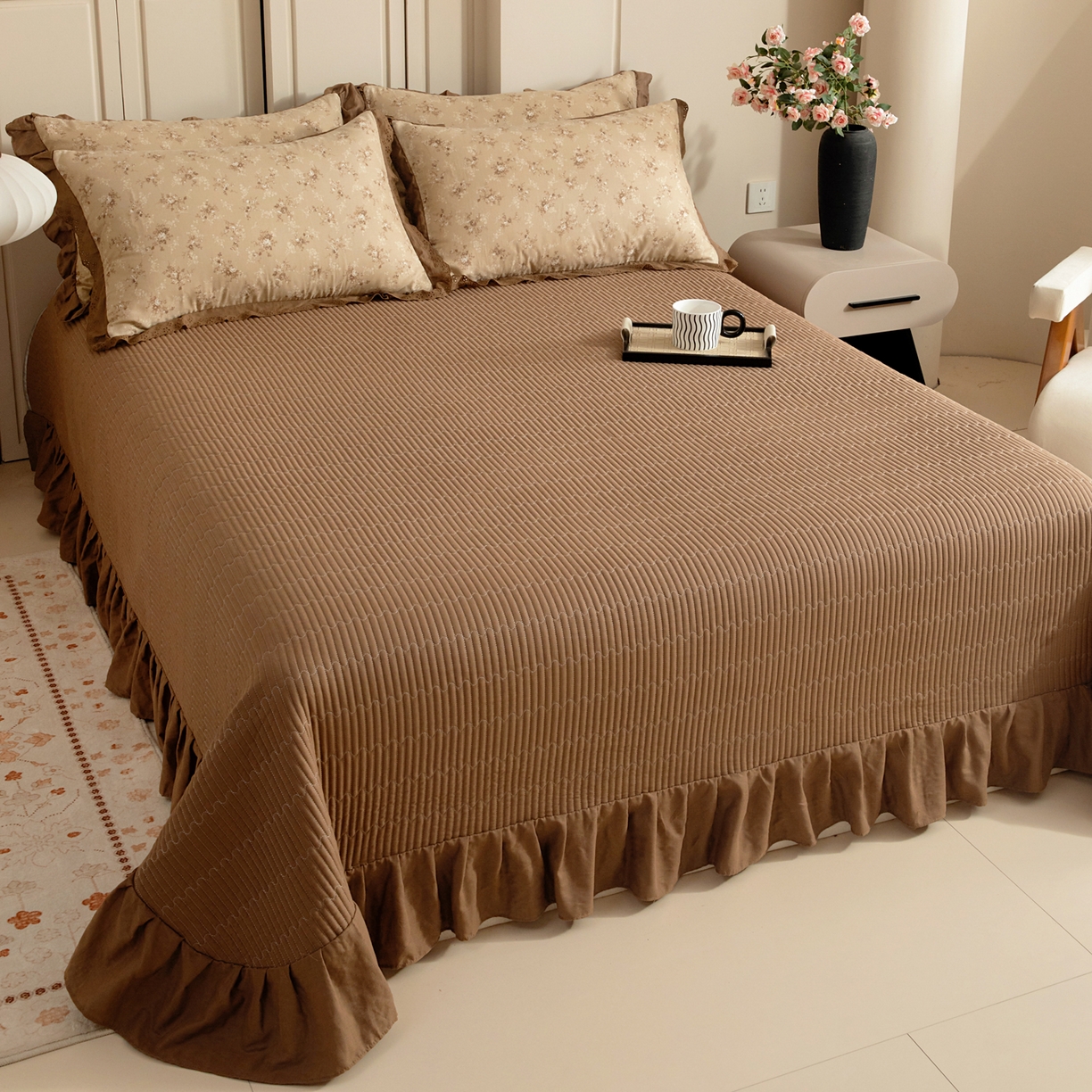 91家纺网 家纺一手货源 找家纺 情煊家纺 2026新款全棉双层纱单品床盖 深咖