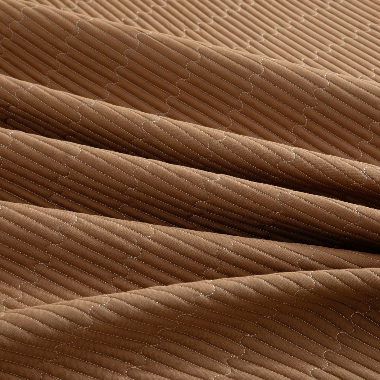 91家纺网 家纺一手货源 找家纺 情煊家纺 2026新款全棉双层纱单品床盖 深咖