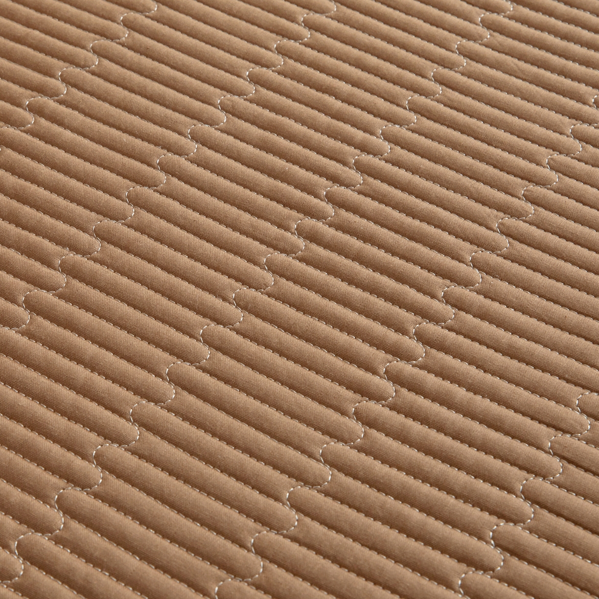 91家纺网 家纺一手货源 找家纺 情煊家纺 2026新款全棉双层纱单品床盖 深咖