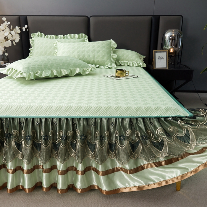 91家纺网 家纺一手货源 找家纺 怡源梦 2026新款A类PE聚乙烯冰豆豆提花床裙款席子凉席三件套-梦之约 梦之约-浅绿