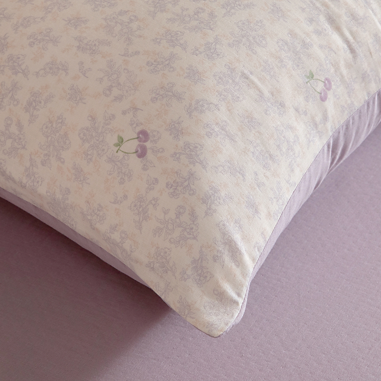 91家纺网 家纺一手货源 找家纺 情煊家纺 2026新款全棉双层纱单品枕套 经典款-樱桃