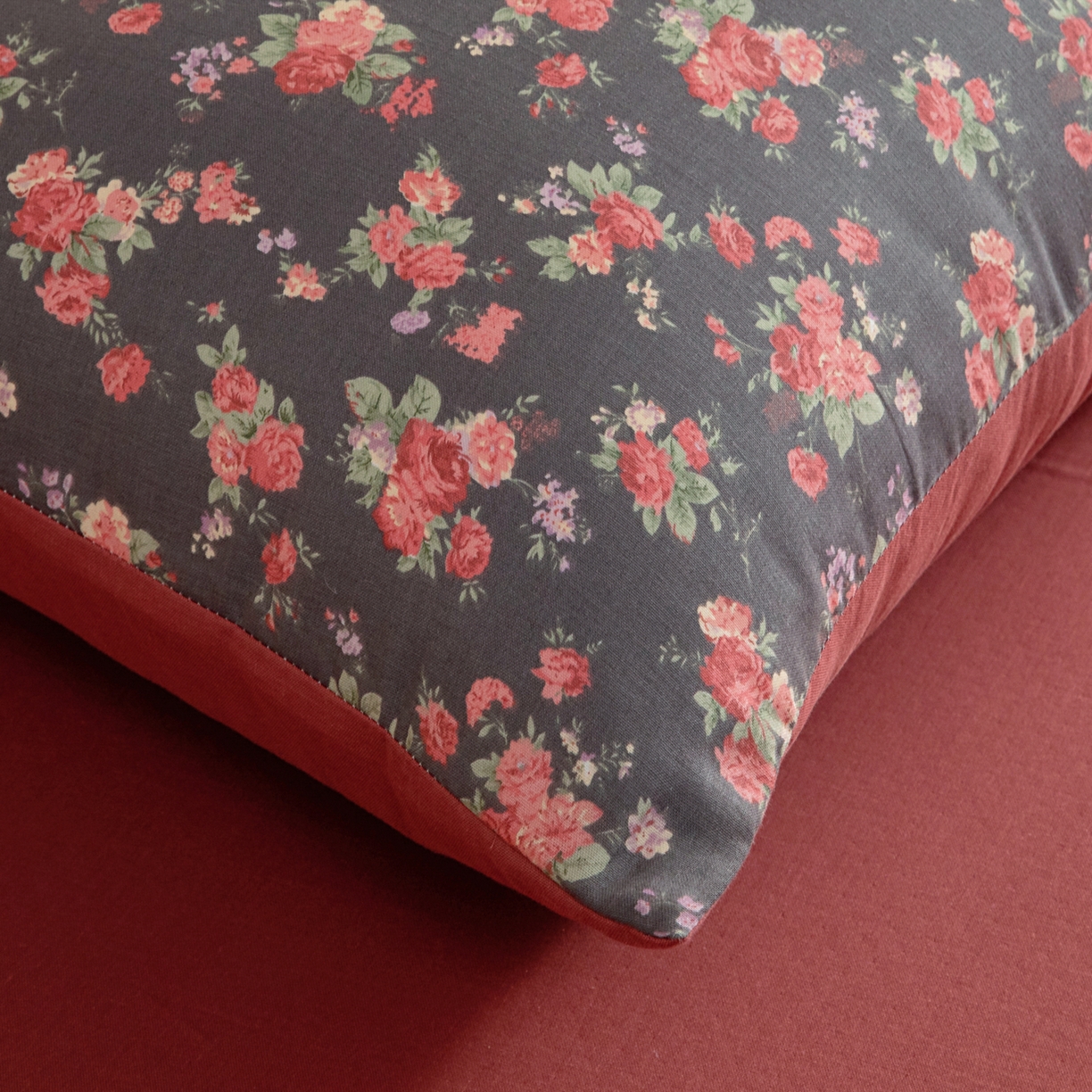 91家纺网 家纺一手货源 找家纺 情煊家纺 2026新款全棉双层纱单品枕套 经典款-缪斯